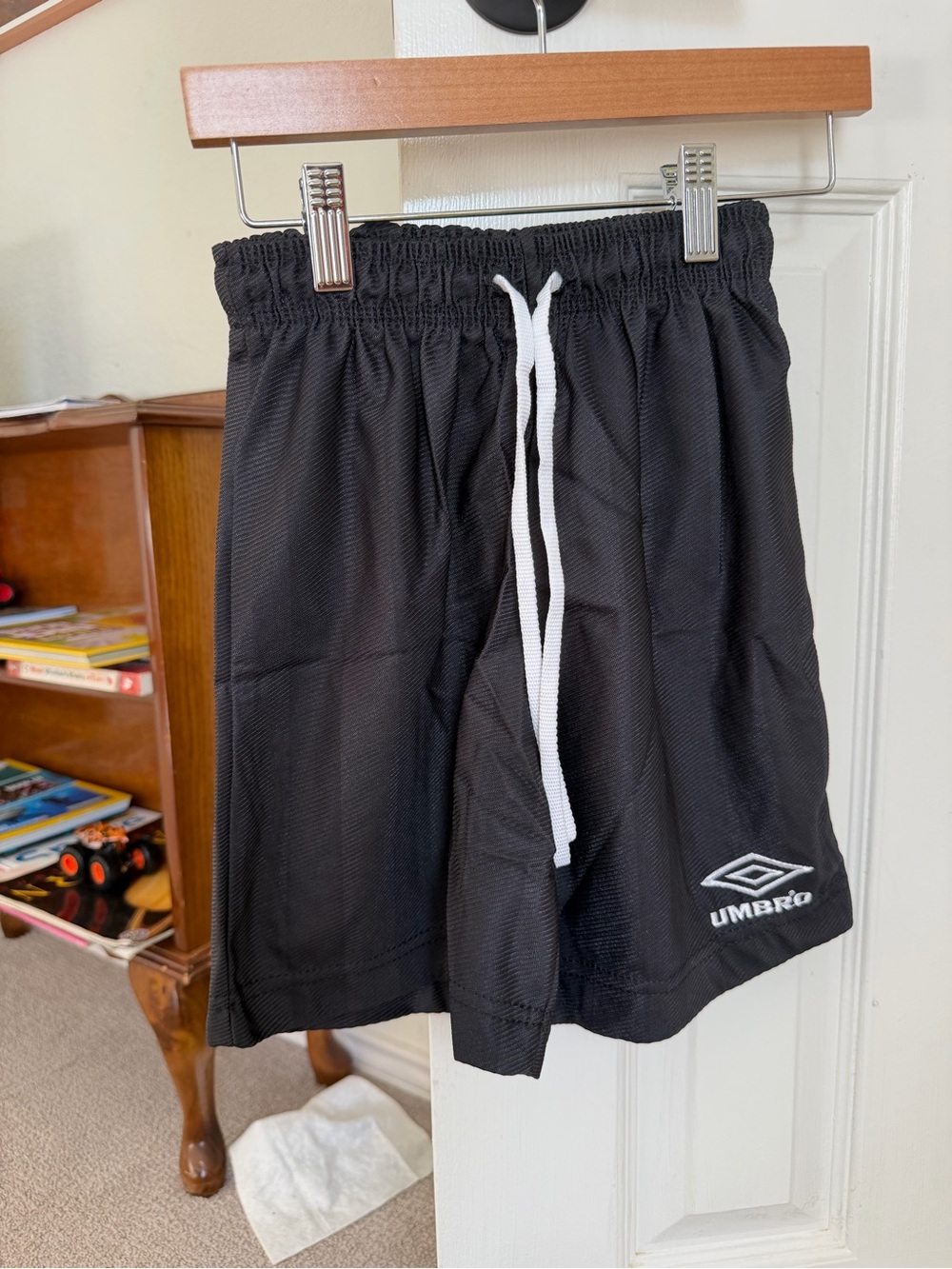 EUC youth umbro shorts black stripes YS casual back to school vintage retro boys